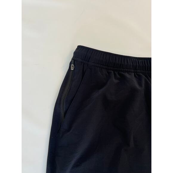 Vuori Active Shorts Mens XL Gym Training Athleisure Active Wear Black - Picture 12 of 15